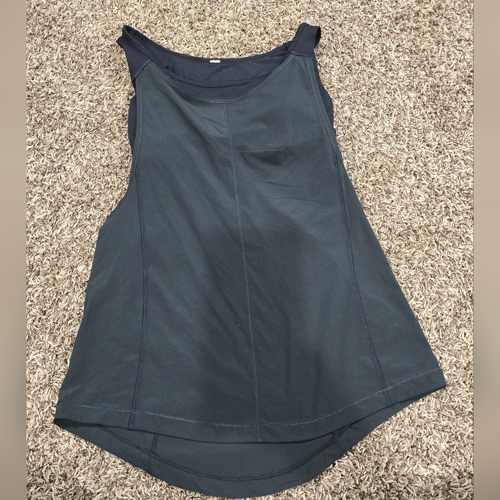 Lululemon Tank Top Size 4 Luon Shelf Bra Support Black Racerback Logo Pocket